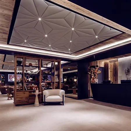 Antares Ursa 203 - Luxury Inski Out
